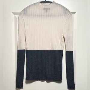 Banana Republic Light Mockneck Spring Sweater Flattering Colorblock Cream Gray M